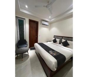 Perfect Family Hotel In Main Bazar