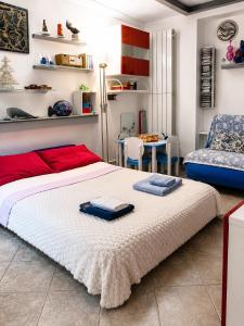 Creative Cozy Loft Navigli Tortona for Family