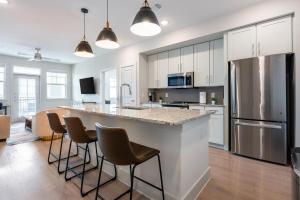 Landing Incredible 2BD Gym Pool