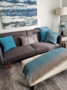 Willow and Vine Niagara Homestay Retreat