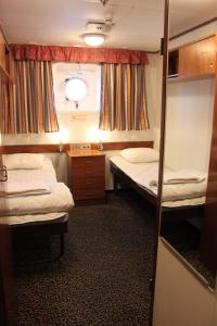   Two person cabin room in Laivahostel S/S Bore