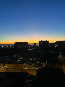 Espectacular apartamento en zona privilegiada con vistas panorámicas al mar y a la ciudad de Alicante