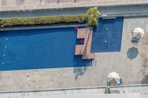 Full view of Canal l Luxury Downtown Apartment