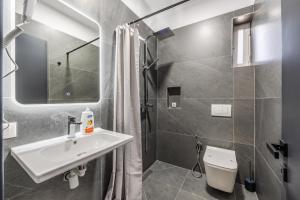 Crystal Beach Rooms by PS