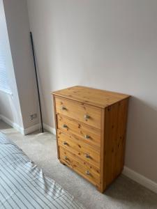 3 bed house Winchster Road Chingford sleep 5 people 3 beds