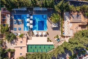 Balaia Beach by MTPhomes