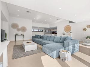 Beachfront Living, Fire Pit, Large Backyard