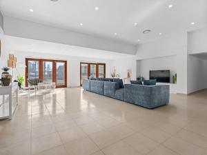 Beachfront Living, Fire Pit, Large Backyard