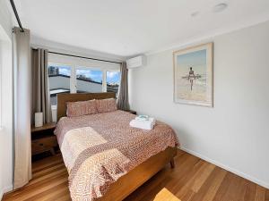 3BR Caloundra Home Walk to Beach Boat Parking