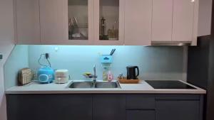 Cozy Apartment with Comfortable Bed and Beautiful View in Hanoi Center