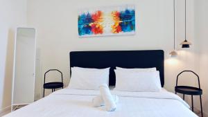 Arcoris SOHO Mont Kiara 163mall 2 to 4Pax 1Bedroom Kingsize