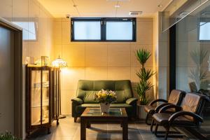 Akino Inn, New Apart ment Hotel, Japanese Style, 2BR with Large Balcony, Private Bath and Separate Toilet, Sleeps 5, 3-Min Walk to Tengachaya St ation, Direct Access to Kansai Airport, Near Namba and Tsutenkaku
