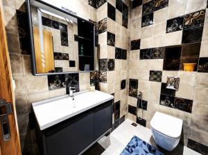 Luxury Apartment with Terrace, Imi Ouaddar