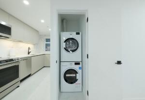 Modern Mountain View Villa 333