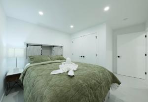 Modern Mountain View Villa 333