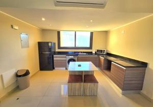 Fabulous 2 Bedrooms B17-F3 2B Shared Pool at G-Cribs Elgouna