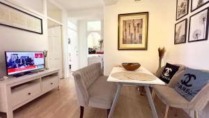 3 Bedroom Apartment in Queensway