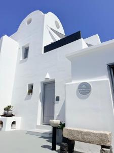 White Harmony Suites