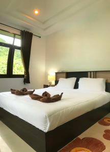 Villa Vanda 4 bedrooms by Orchids pool Villas