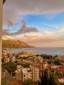 Sea & Sky Apartments