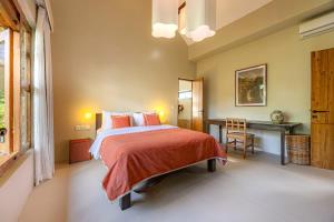 New 4BR Villa Peaceful Garden and Rooftop