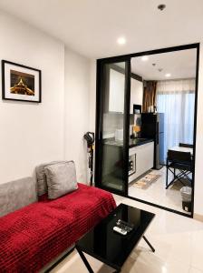 Condo in Downtown with Big Balcony & Rooftop Pool