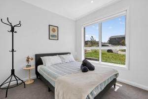 6L0 Abnb-Style Modern 5BR With Secure Parking, Near to Ed Square