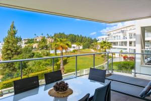 Luxury 3BR Apartment with spa pool
