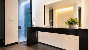 Bang Tao Villa Serenity