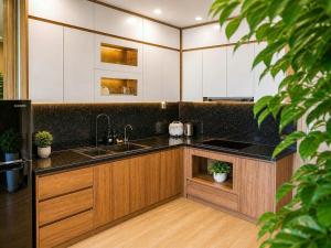 Susu Homes 2BR Apartments Ocean Park