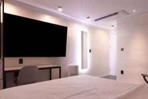 Seocho JS Hotel
