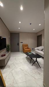202 tara-JRE Jabal Al Lweibdeh with stunning view