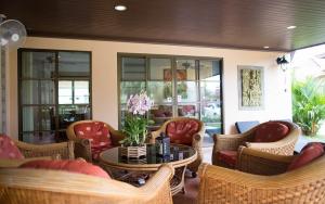 2BR SeaBreeze Villa Mae Phim Near Pool & Beach