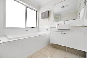 Modern 5BR House Kellyville&Long Stays Welcome