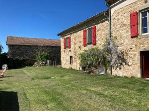 Le Sécadou du Mas - maison en pierre avec piscine