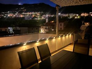 Top Stay - Lakes, Mountains, Valley & More