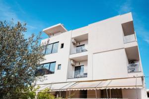 Eos ApartHotel