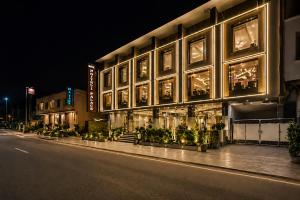Hotel The Prithvi Delhi Airport With Free Airport Pic Up