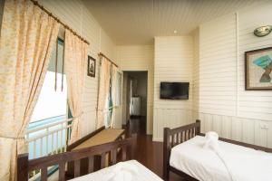 Kalanan Riverside Resort