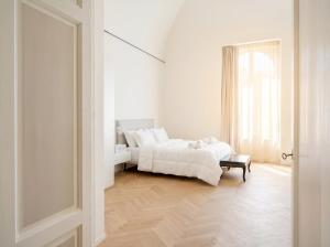 PalazzoTorre 102 - Luxury suite with tower view