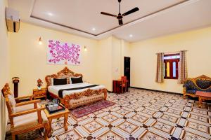 Super OYO Palette Hotel and Resort LBS International Airport Formerly Banaras Kila