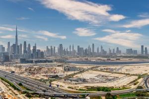 High Floor 25 BR Skyline Dubai