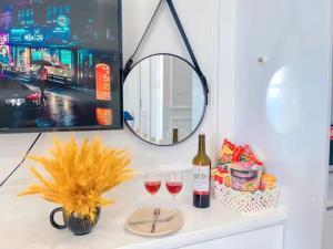 Modern Executive Apartment at Vinhomes Green Bay Near Korean Embassy Hanoi