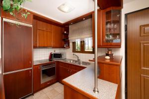 Theros Maisonette by A&D Properties