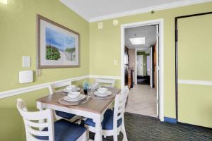 Condos at the Caribbean Resort