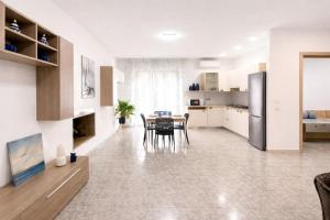 Tortolì centro, WiFi, AC, Private Parking, spiaggia a 5 min