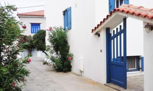 Ostria Eressos Rooms
