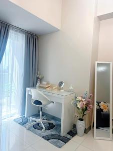 Her Casa Stays in Paranaque