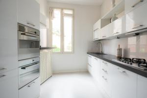 Perla Marina - Trilocale Elegante e Spazioso in Centro