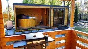 Zacisze domek z Jacuzzi & Sauna